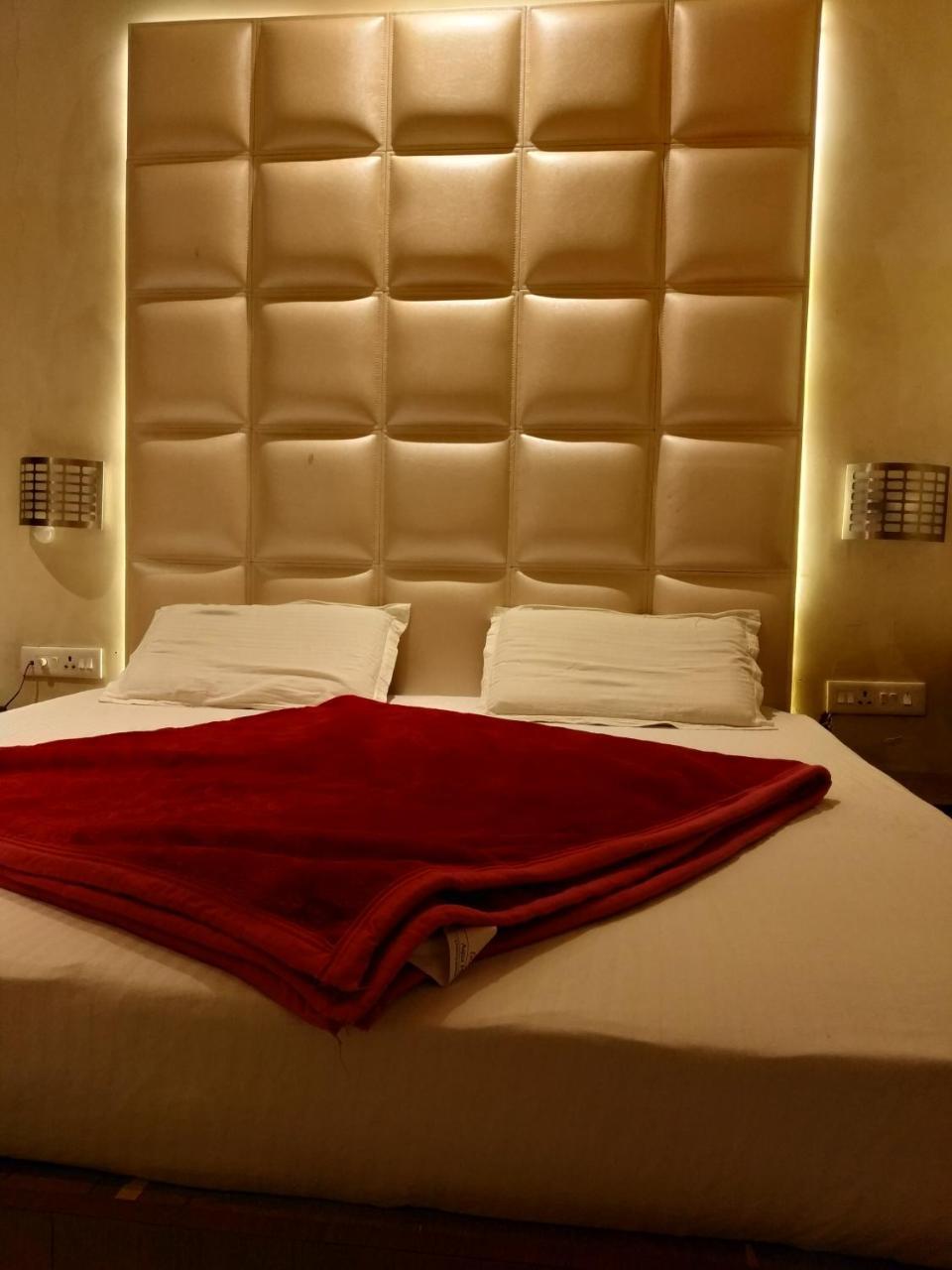 Hotel Star Inn Gangānagar Eksteriør bilde